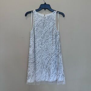 Adrianna Papell White Sequin Embellished Cocktail Dress